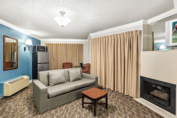 Suite, 1 King Bed, Non Smoking, Jetted Tub