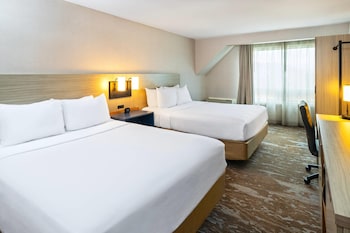 Room, 2 Queen Beds, Non Smoking (Upper Floor, Stair Access Only)