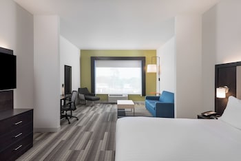 Premium Room, Multiple Beds, Accessible (Suite, Communications Hearing)