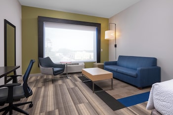 Premium Room, Multiple Beds, Accessible (Suite, Communications Hearing)