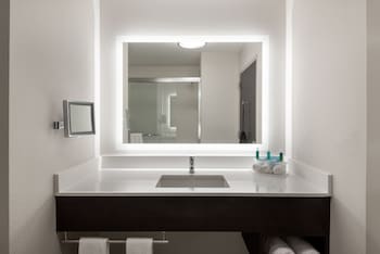 Suite, 2 Queen Beds