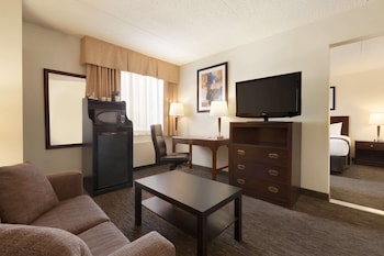 Studio Suite, 1 Queen Bed, Non Smoking
