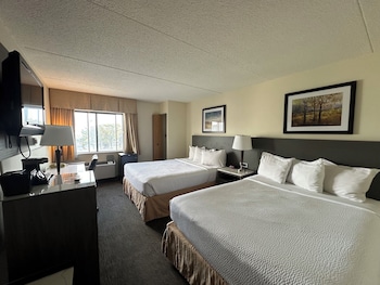 Room, 2 Queen Beds, Non Smoking (Upgraded)