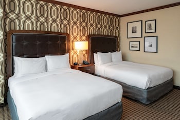 Room, 2 Queen Beds, Accessible, Non Smoking