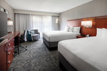 Room, 2 Double Beds (Mobility/Hearing Accessible, Tub)
