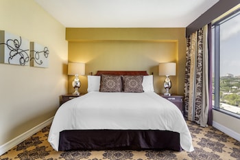 Suite, 1 King Bed (Galleria Suite)