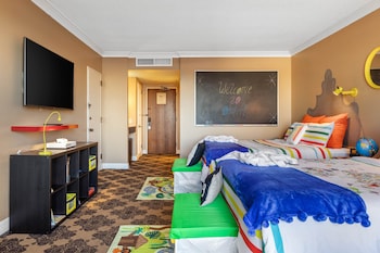 Suite, 2 Queen Beds (Kids Sensory Suite)
