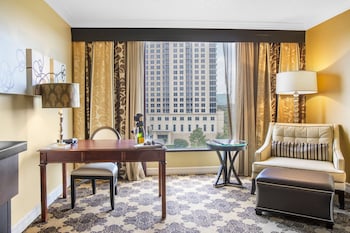 Premier Room, 1 King Bed, Accessible (Signature Room, Roll-In-Shower)