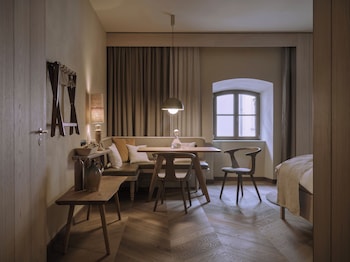 Deluxe Junior Suite