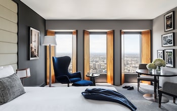 Superior Room, 1 King Bed, River View