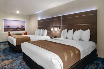 Standard Room, 2 Queen Beds, Non Smoking