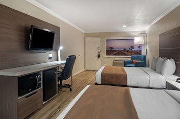 Room, 2 Queen Beds, Accessible, Non Smoking