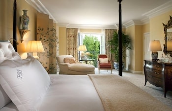 Suite (Peninsula)