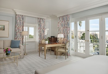 Premium Room, 1 King Bed (Grand)