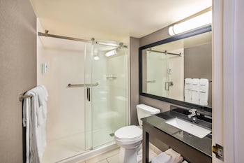Room, 1 King Bed, Non Smoking (Upper Floor, Stair Access Only)