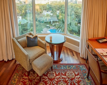 Premier Room, Pool View