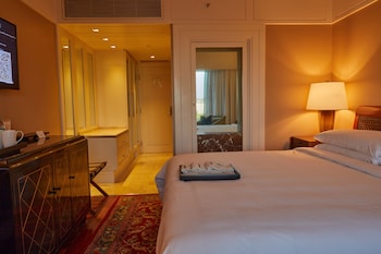 Premier Room, City View
