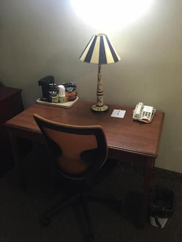 Room, 1 King Bed, Accessible, Non Smoking (Mobility/Hearing)