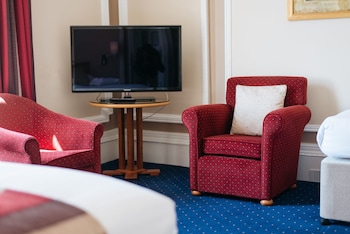 Superior Triple Room, Garden View (Club)