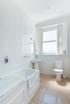 Superior Triple Room, Garden View (Club)