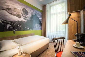 Standard Single Room (1 Single Bed)