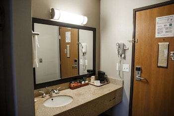 Standard Room, 2 Queen Beds, Non Smoking