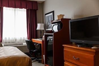 Standard Room, 2 Queen Beds, Non Smoking