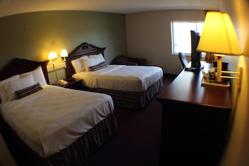 Room with two Double Extended bed and Pool view