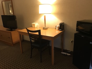 Standard Room, 1 King Bed, Non Smoking