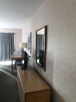 Standard Room, 2 Queen Beds, Non Smoking