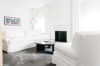 Signature Suite, Terrace, City View