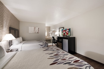 Deluxe Room, 2 Queen Beds, Accessible, Non Smoking