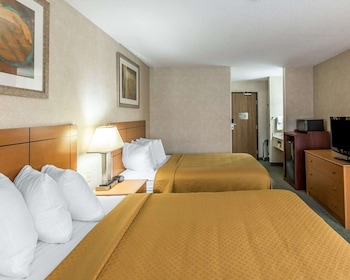Standard Room, 2 Queen Beds, Non Smoking