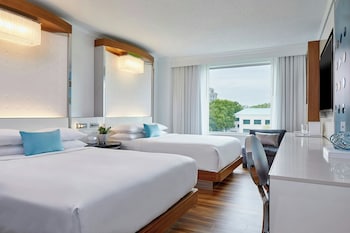Room, 2 Queen Beds