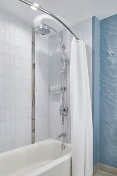 Executive Suite, 1 King Bed