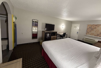 Standard Room, 1 King Bed