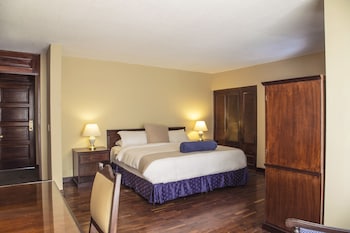 Corporate 1 King Bed