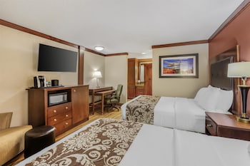 Standard Room, 2 Queen Beds, Accessible, Bathtub