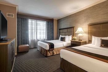 Standard Room, 2 Queen Beds, Accessible, Non Smoking