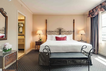 Standard Room, 1 King Bed, Non Smoking