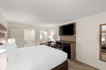Standard Room, 1 King Bed, Non Smoking