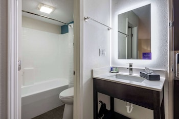 Standard Room, 2 Double Beds, Non Smoking