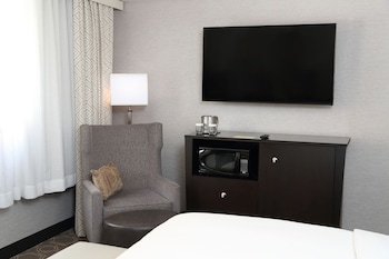 Room, 1 King Bed, Corner