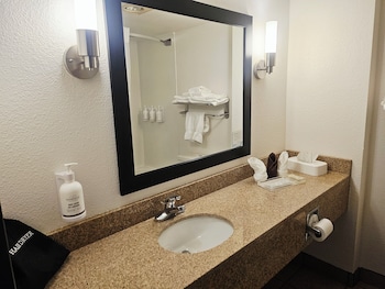Room, 2 Double Beds, Accessible, Non Smoking (Mobility, Bathtub W/grab Bars)