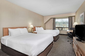 Room, 2 Queen Beds, Non Smoking