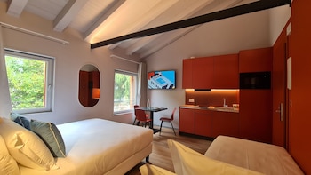One-Bedroom Apartment (Annex Building)