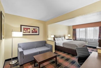 Suite, 1 King Bed, Non Smoking