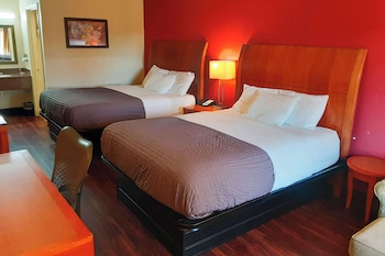 Standard Room, 2 Queen Beds, Smoking