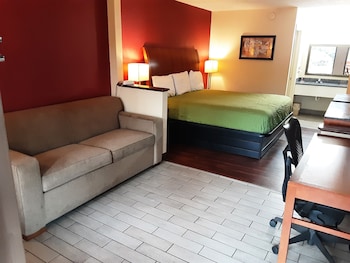 Suite, 1 King Bed with Sofa bed, Smoking