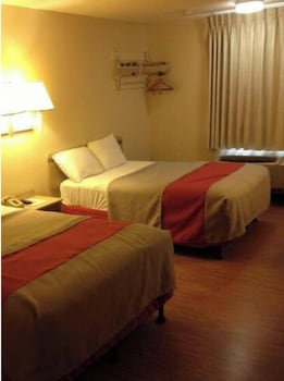Standard Room, 2 Double Beds, Non Smoking